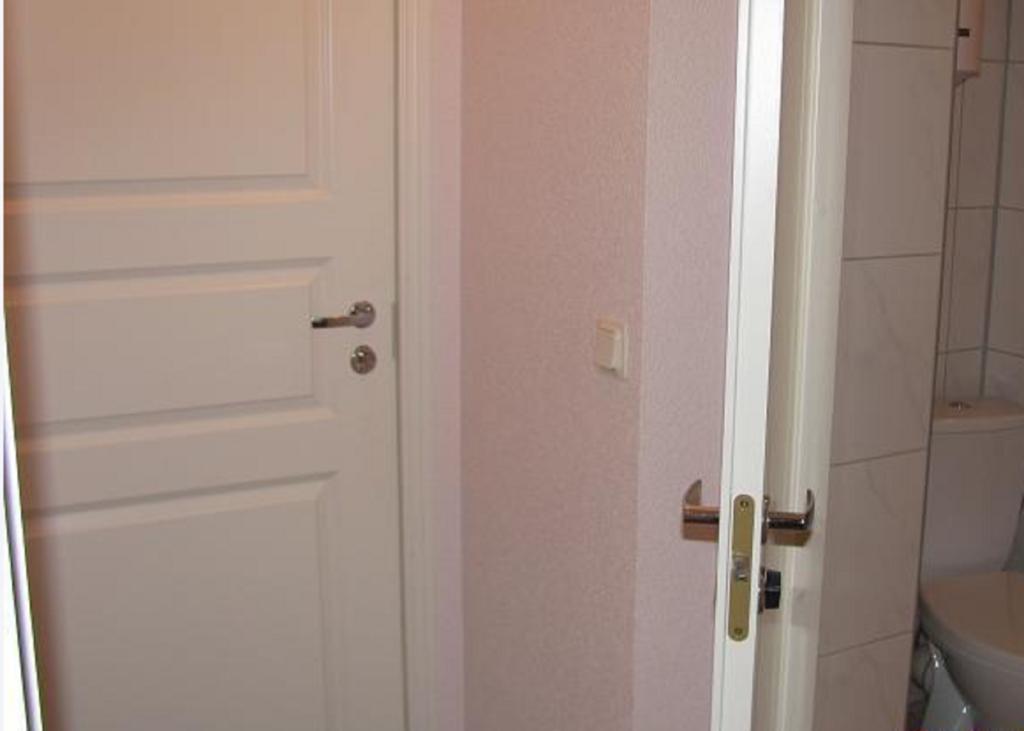 Economy Baltics Apartments - Narva 16 Tallinn Room photo